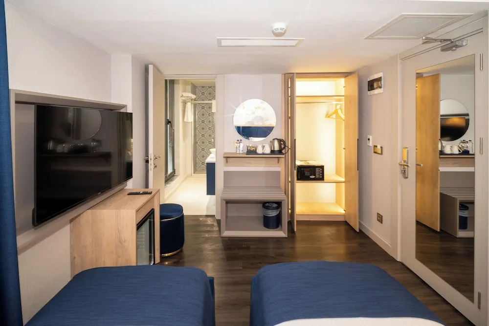 Premium Tek Büyük veya İki Ayrı Yataklı Oda