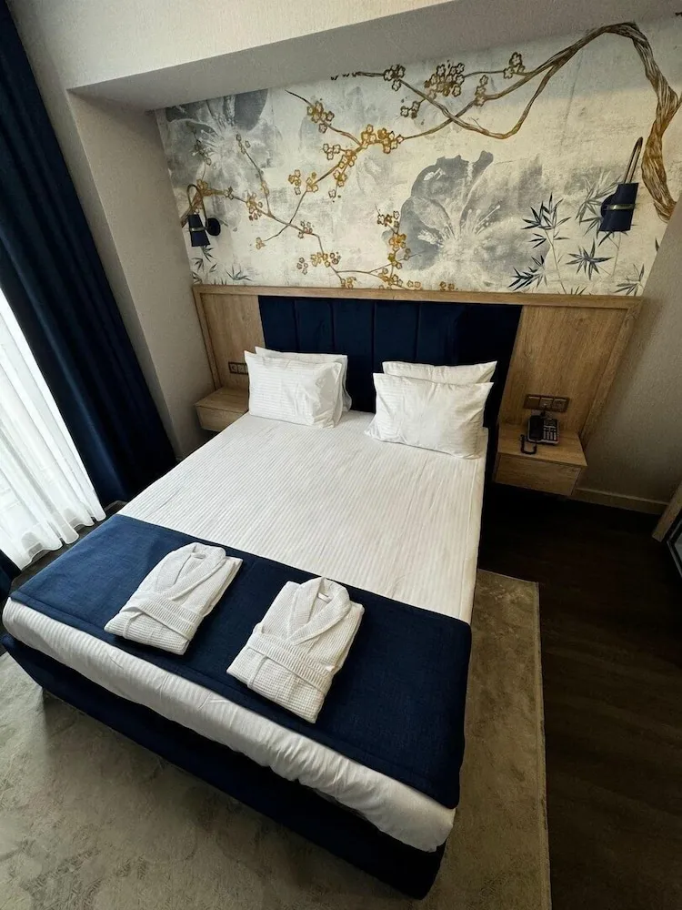 Standard Tek Büyük Yataklı Oda, Şehir Manzaralı