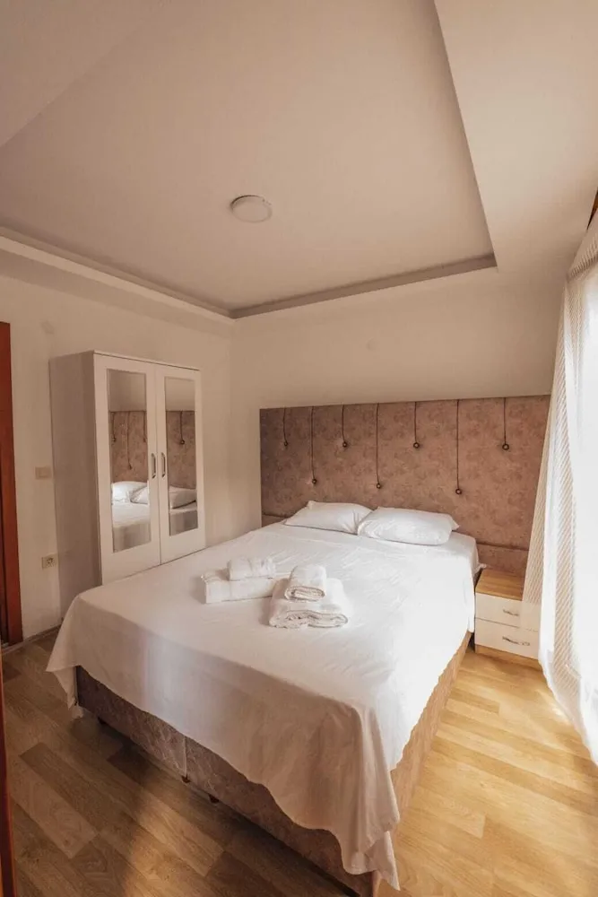 Grand Villa