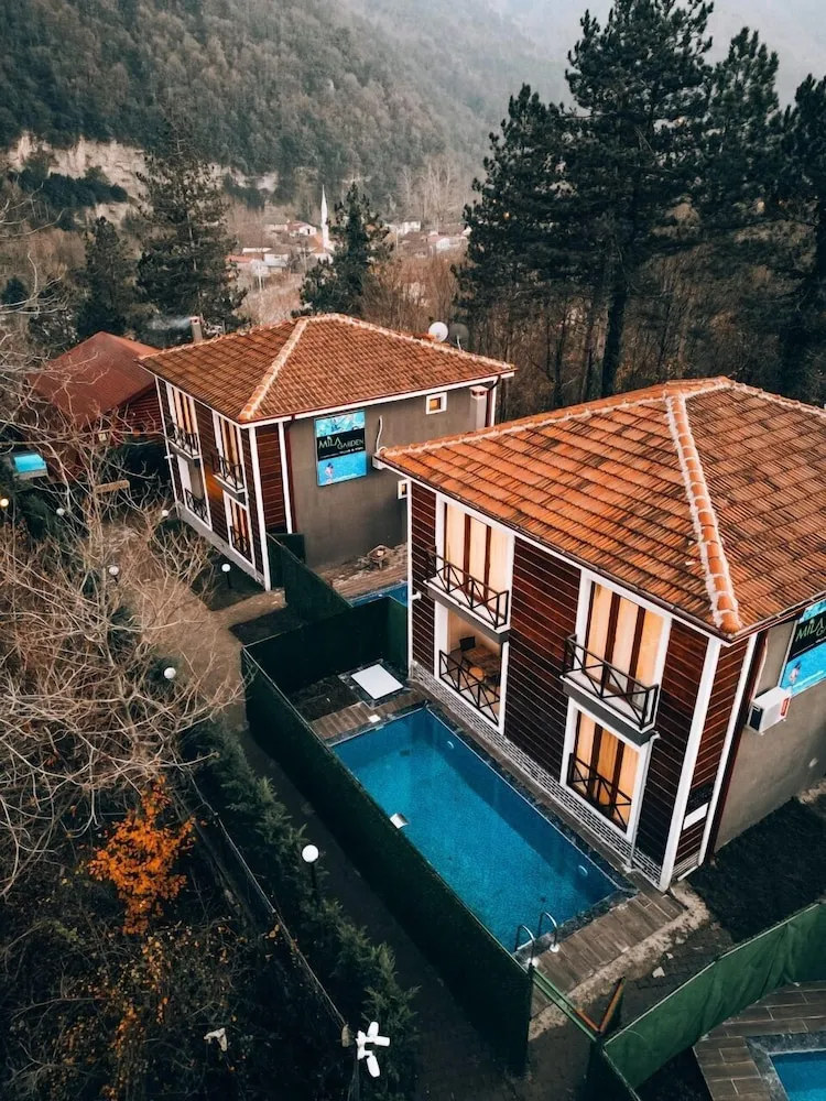 Grand Villa