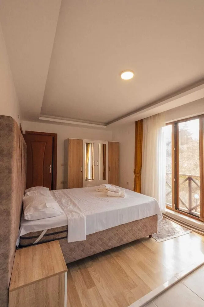 Grand Villa