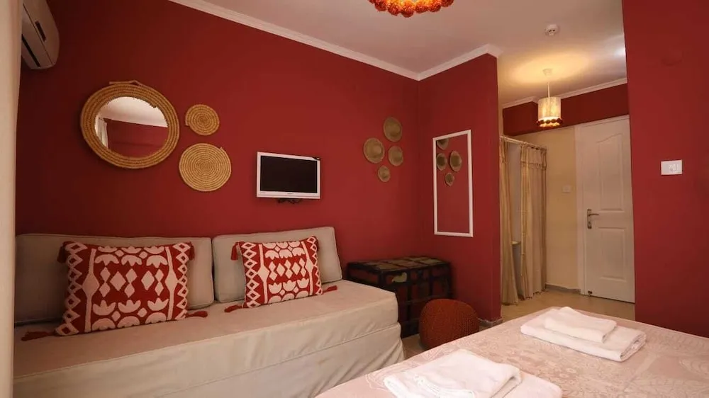 Standard Garden Room