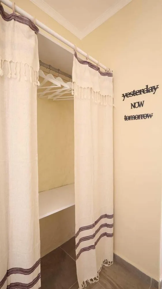 Standard Garden Room