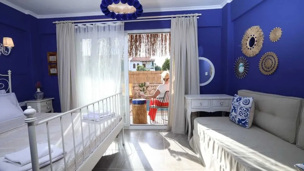 Deluxe Swimming Pool