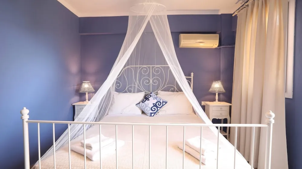 Deluxe Swimming Pool