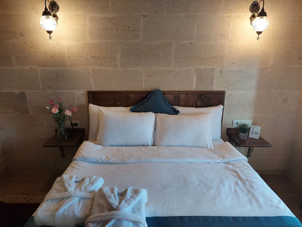 Traditional Room,Terrace, Valley View