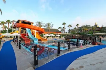 Crystal Family Resort & Spa – Her Şey Dâhil