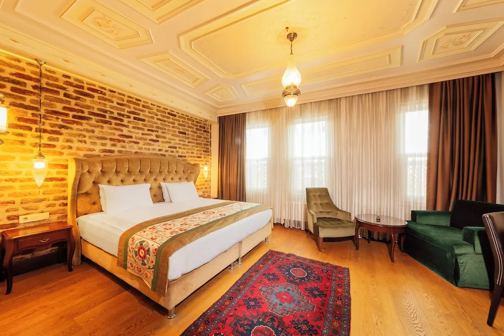 Deluxe Tek Büyük Yataklı Oda