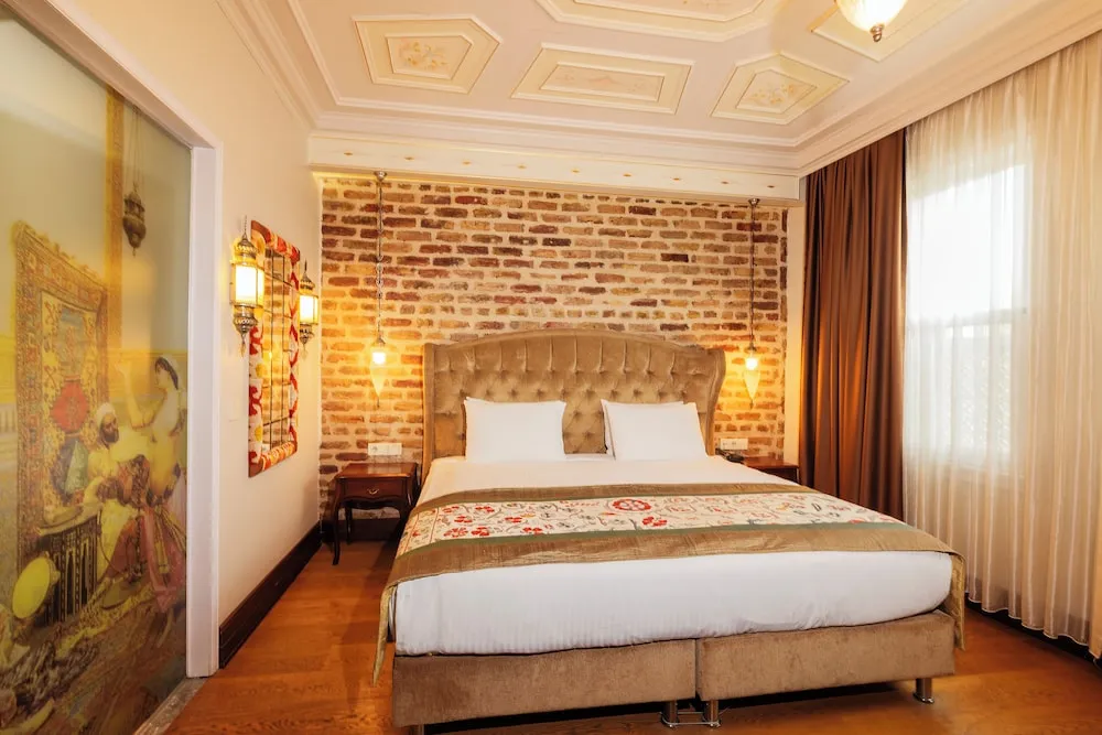 Deluxe Tek Büyük Yataklı Oda
