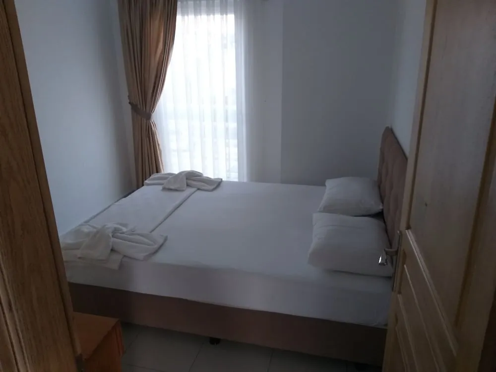 Apart Daire, 1 Yatak Odası, Havuz Manzaralı