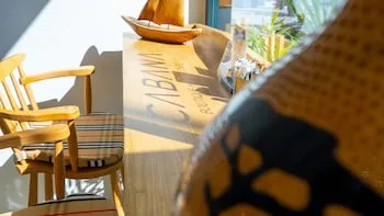 Cabana Boutique Hotel & Cafe