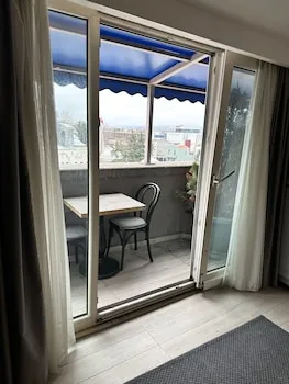 Aly Port Hotel