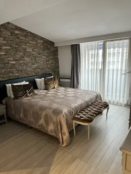 Aly Port Hotel
