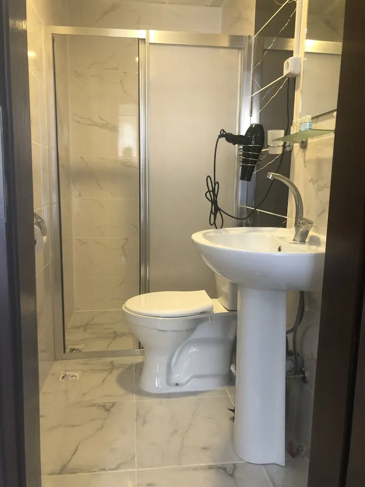 Comfort Dört Kişilik Oda