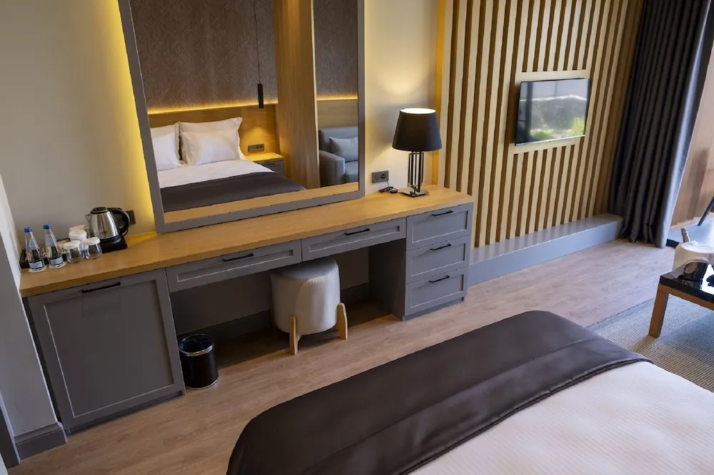 Superior Tek Büyük Yataklı Oda