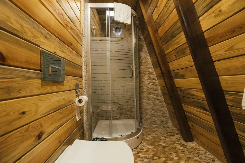Deluxe Bungalov, 1 Büyük (Queen) Boy Yatak, Şömine, Göl Manzaralı