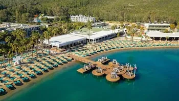 Green Bay Resort & Spa