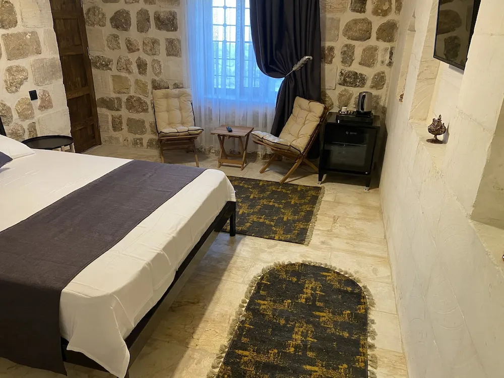 Comfort Tek Büyük Yataklı Oda