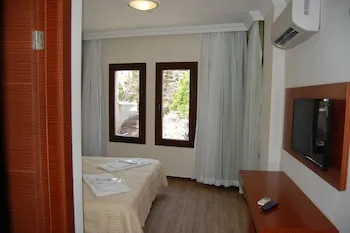 Selena Hotel