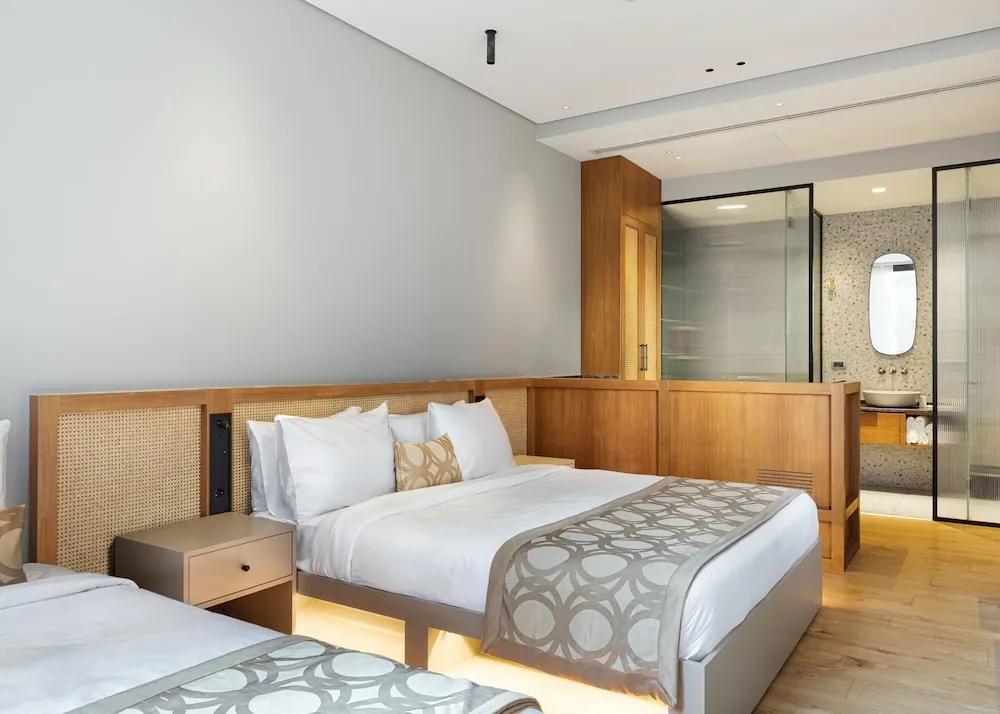 Triple Deluxe With Balcony