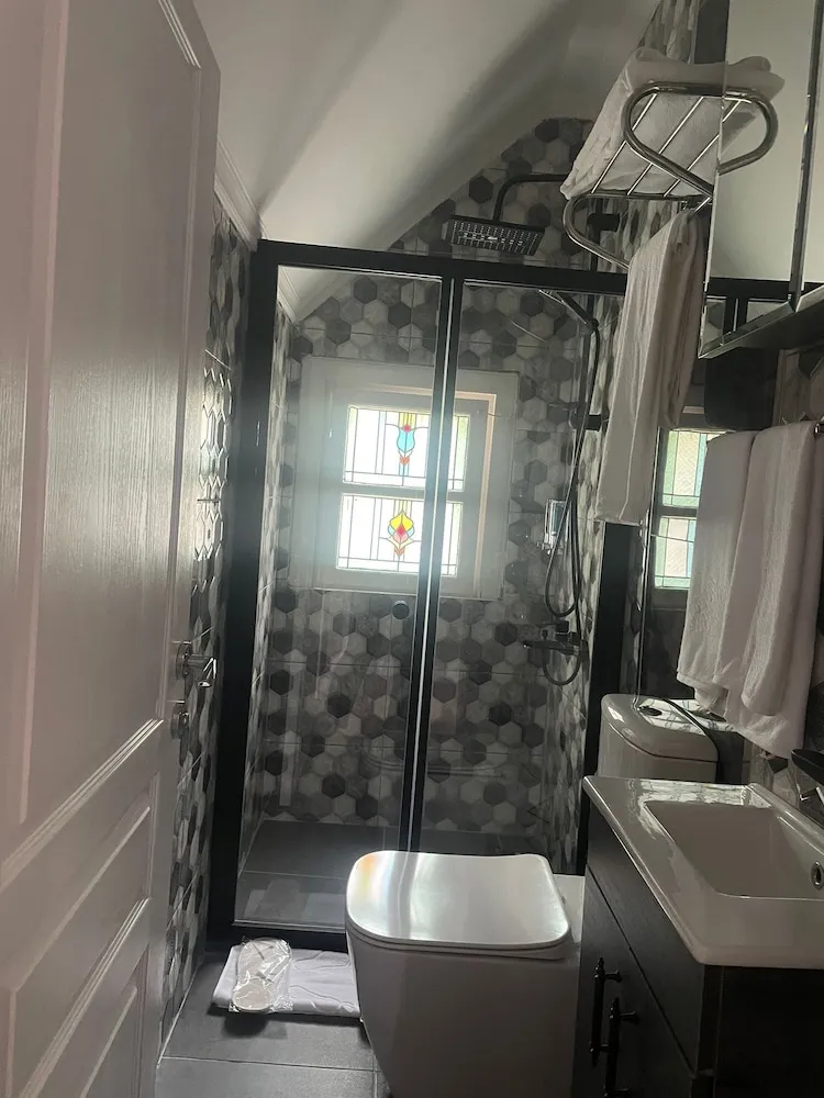 Teras Room