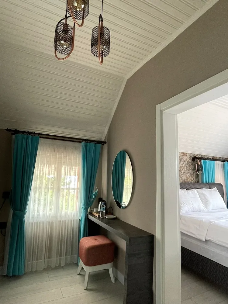 Teras Room