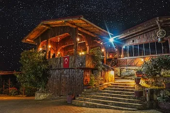 Menzara Konaklama & Restaurant