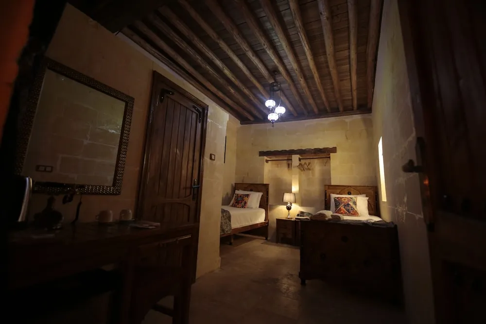 Comfort Tek Büyük veya İki Ayrı Yataklı Oda