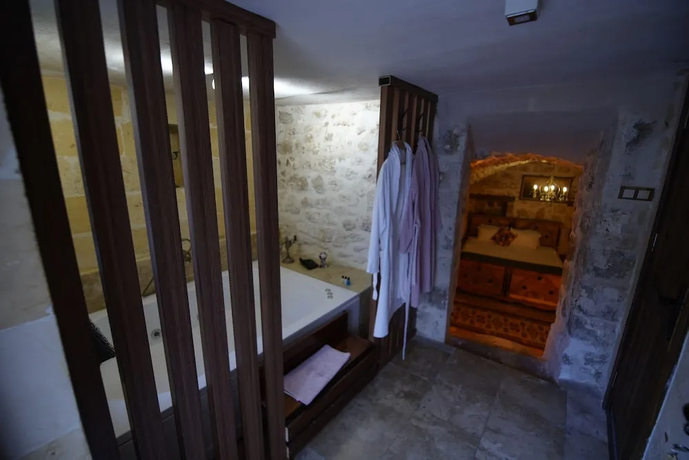 Deluxe Dört Kişilik Oda, Sıcak Su Küveti