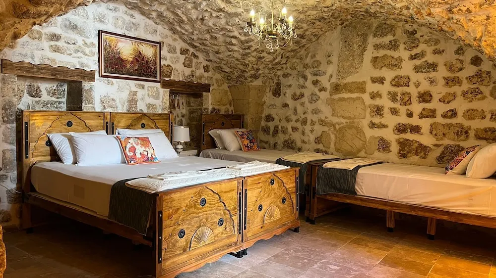 Deluxe Dört Kişilik Oda, Sıcak Su Küveti