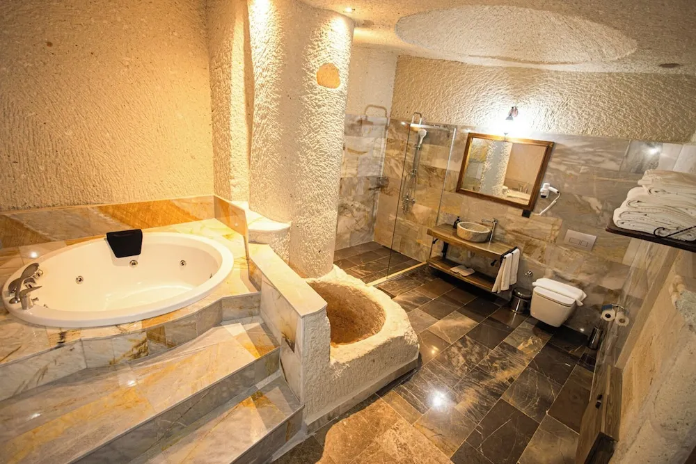Luxury Oda