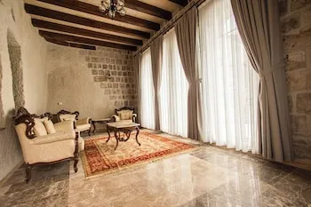 Majestic Cave House