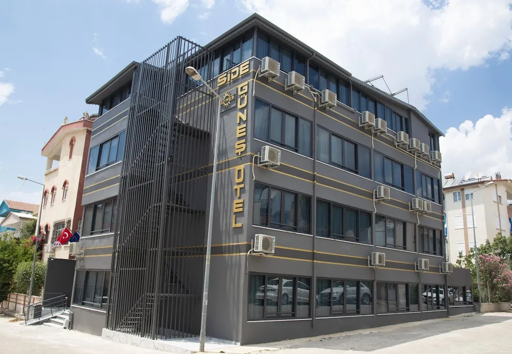 Konaklama yerinin ön cephesi