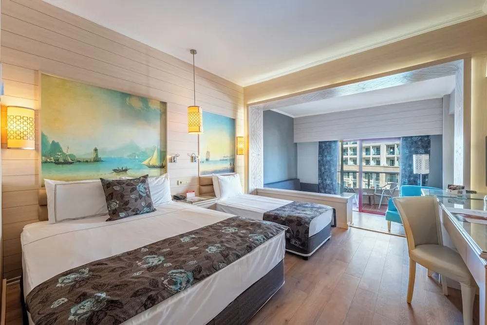 Standard Room, Land View