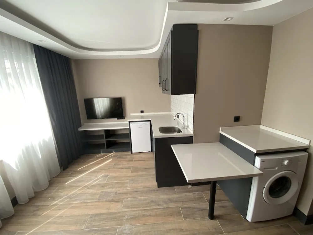 Studio Apartment, 1 King Bed with Sofa bed, Kitchenette, Annex Building, No Breakfast