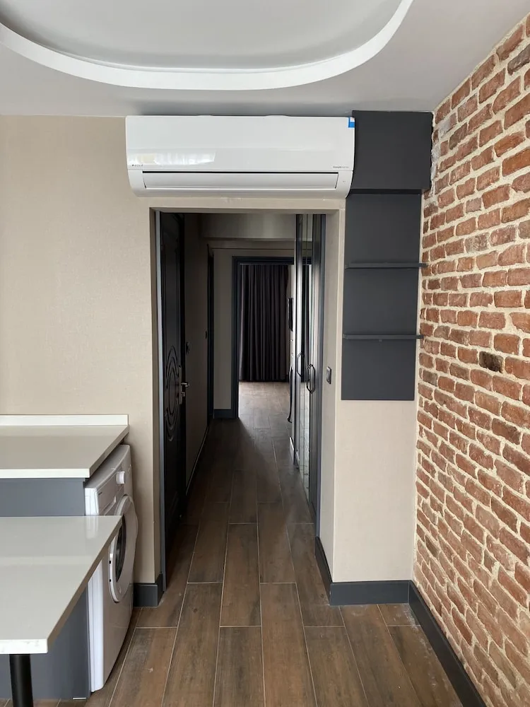 Studio Apartment, 1 King Bed with Sofa bed, Kitchenette, Annex Building, No Breakfast