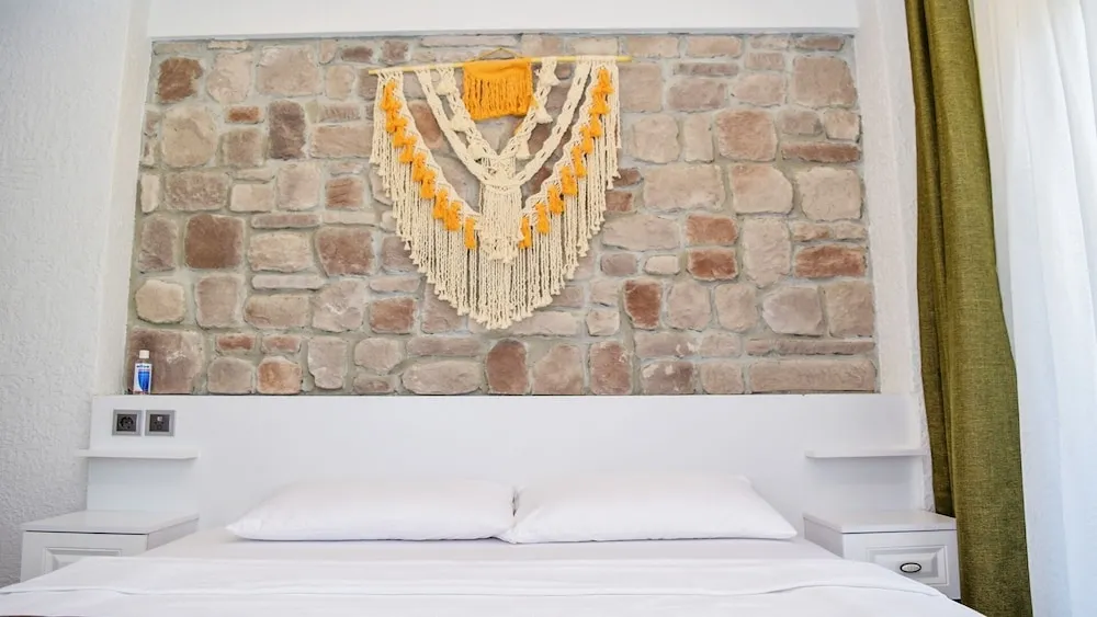 Deluxe Oda, 1 Büyük (Queen) Boy Yatak, Sigara İçilmez, Bahçe Manzaralı