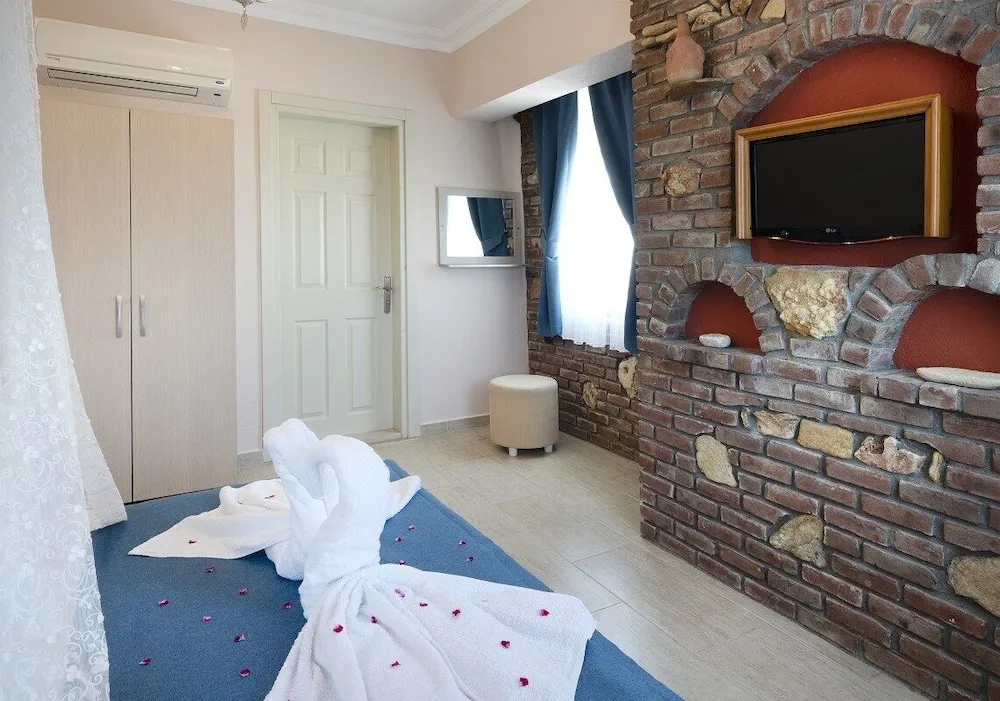 Deluxe Tek Büyük Yataklı Oda, Deniz Manzaralı