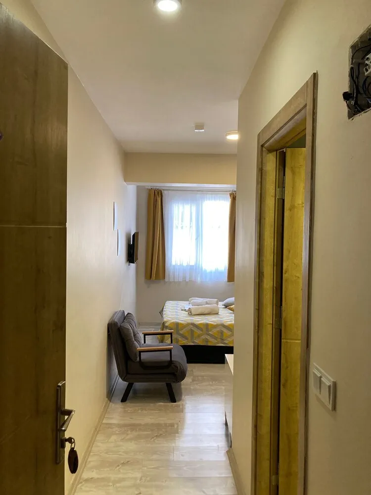 Standard Tek Büyük Yataklı Oda