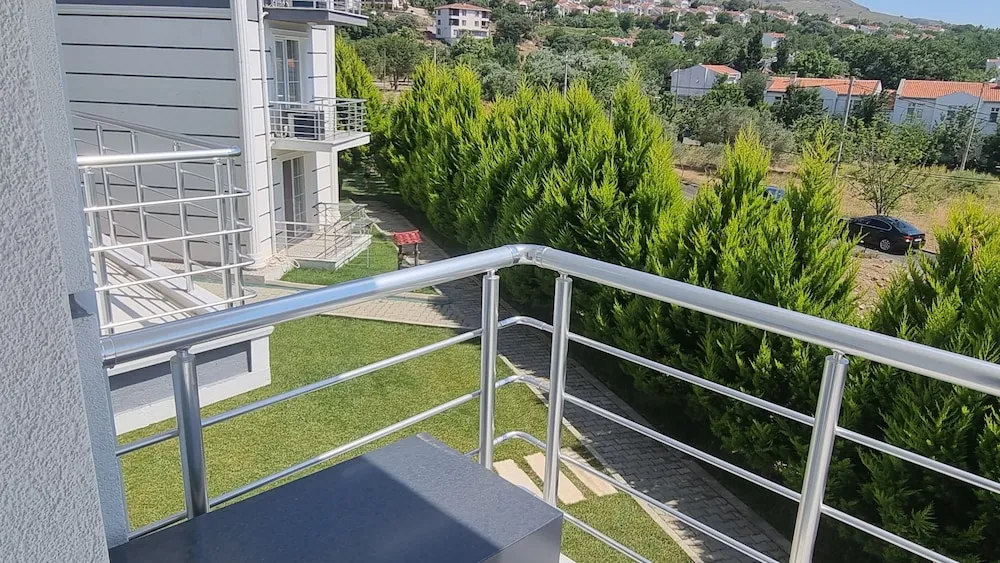 Standard Apart Daire, Balkon