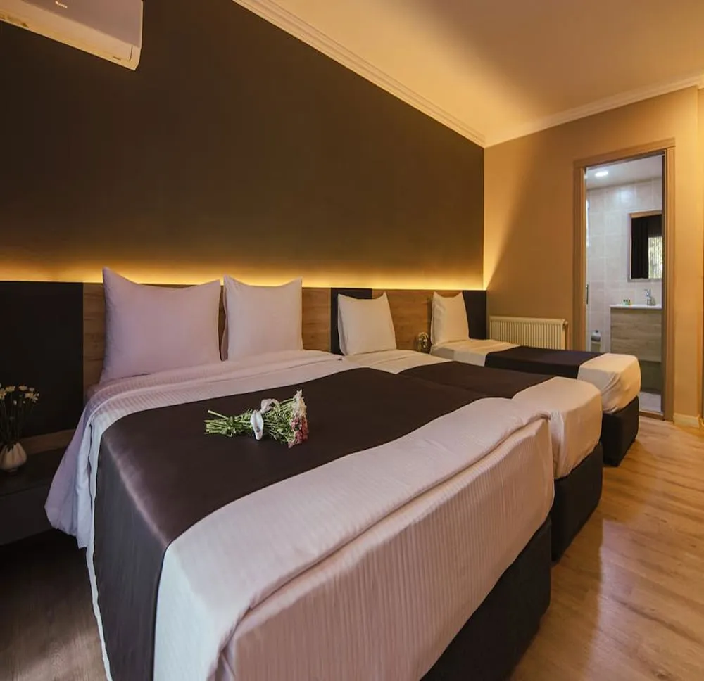 Family Dört Kişilik Oda