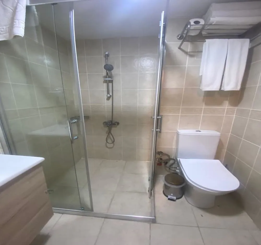 Deluxe Tek Büyük veya İki Ayrı Yataklı Oda