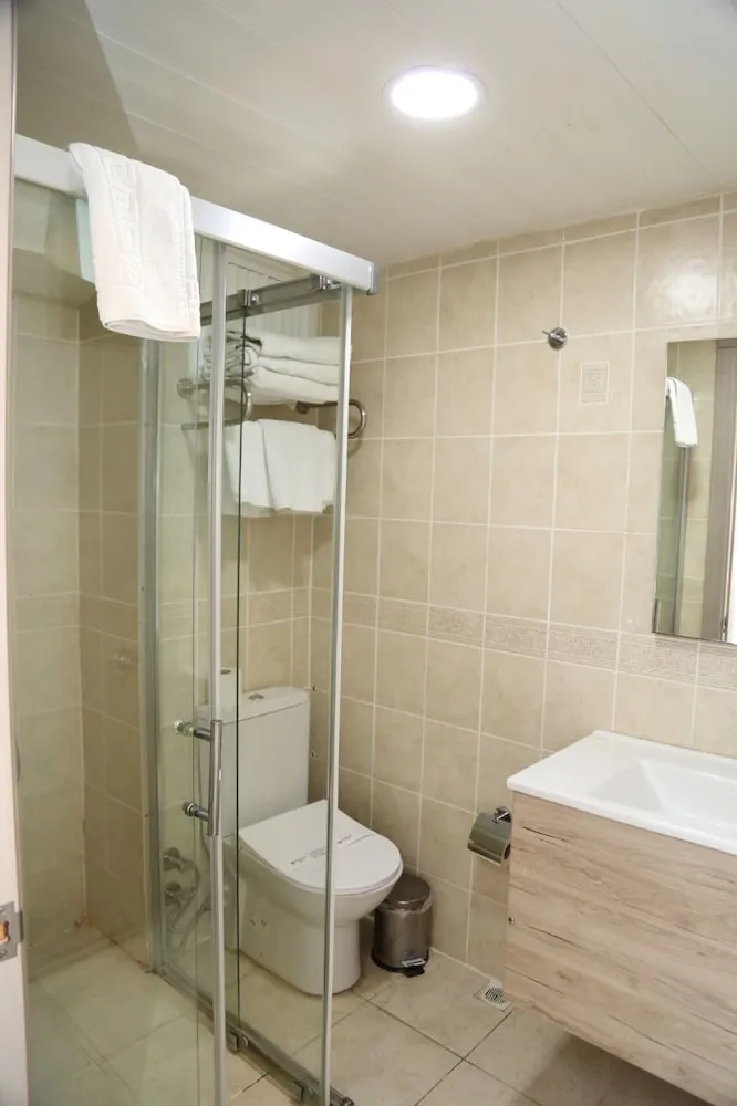 Deluxe Tek Büyük veya İki Ayrı Yataklı Oda