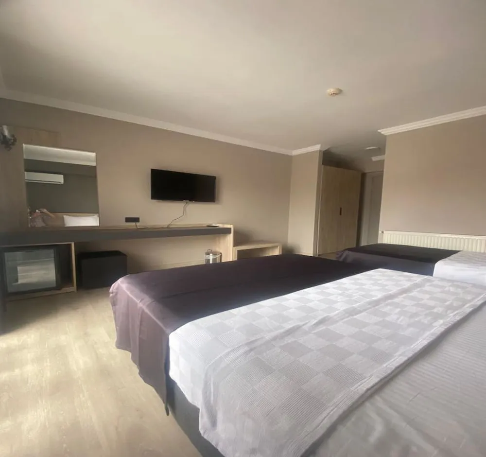 Standard Üç Kişilik Oda