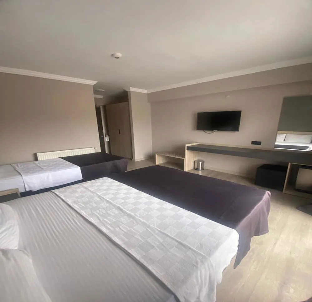 Standard Üç Kişilik Oda