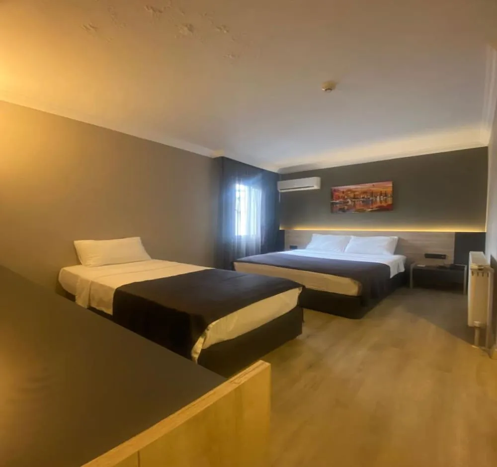 Standard Üç Kişilik Oda