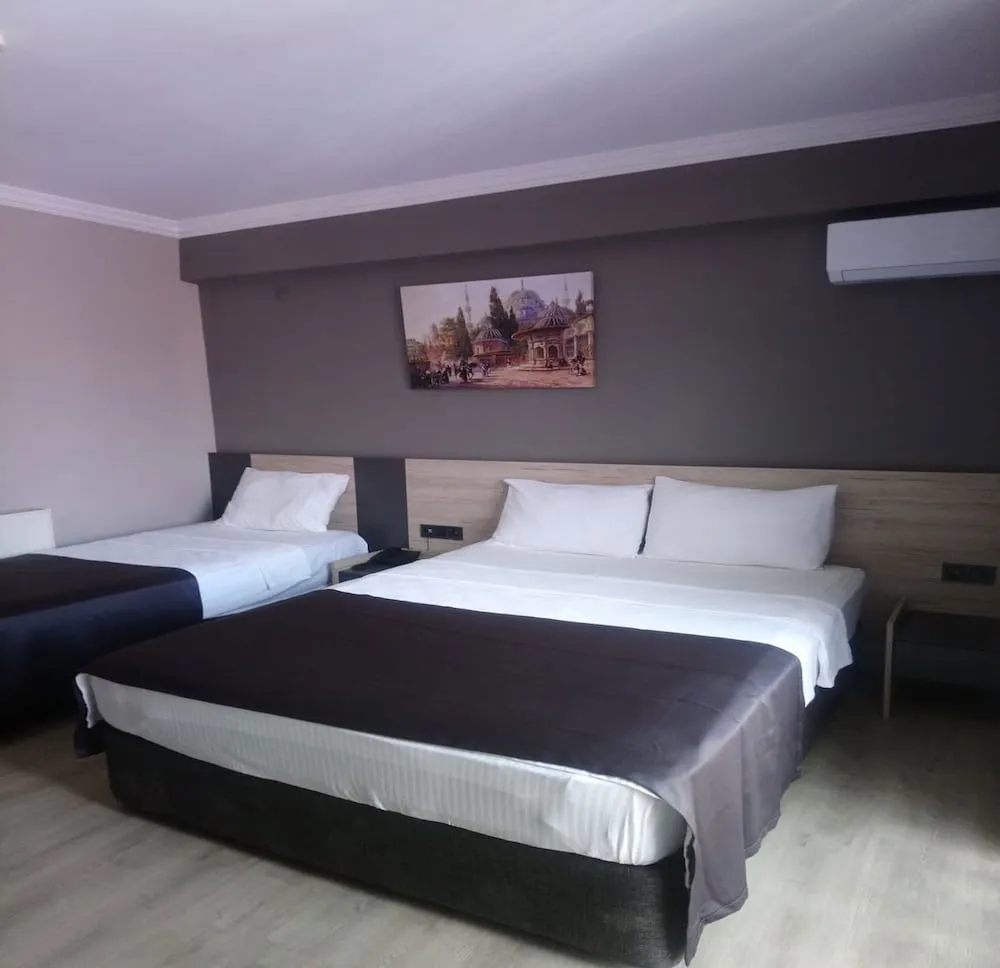 Standard Üç Kişilik Oda