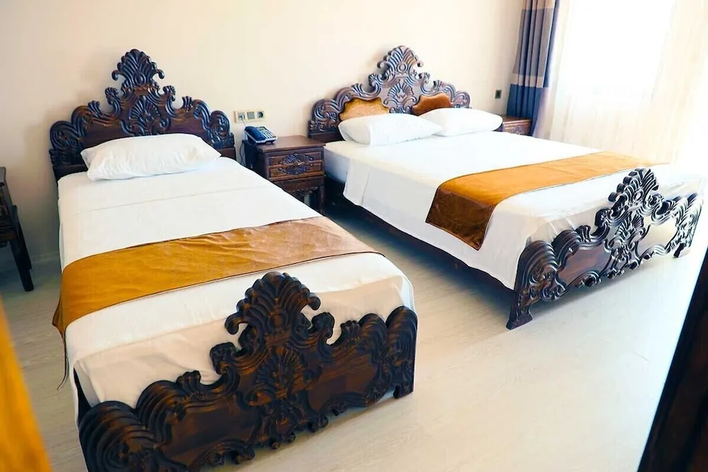 Deluxe Üç Kişilik Oda