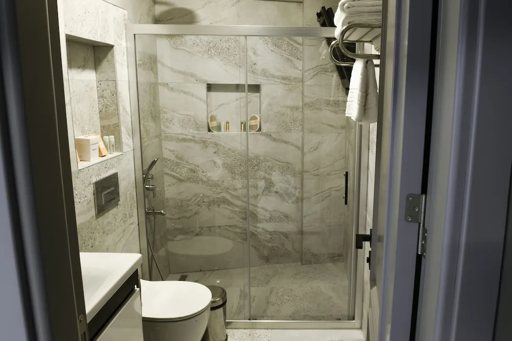 Deluxe Double Room - GOBUN