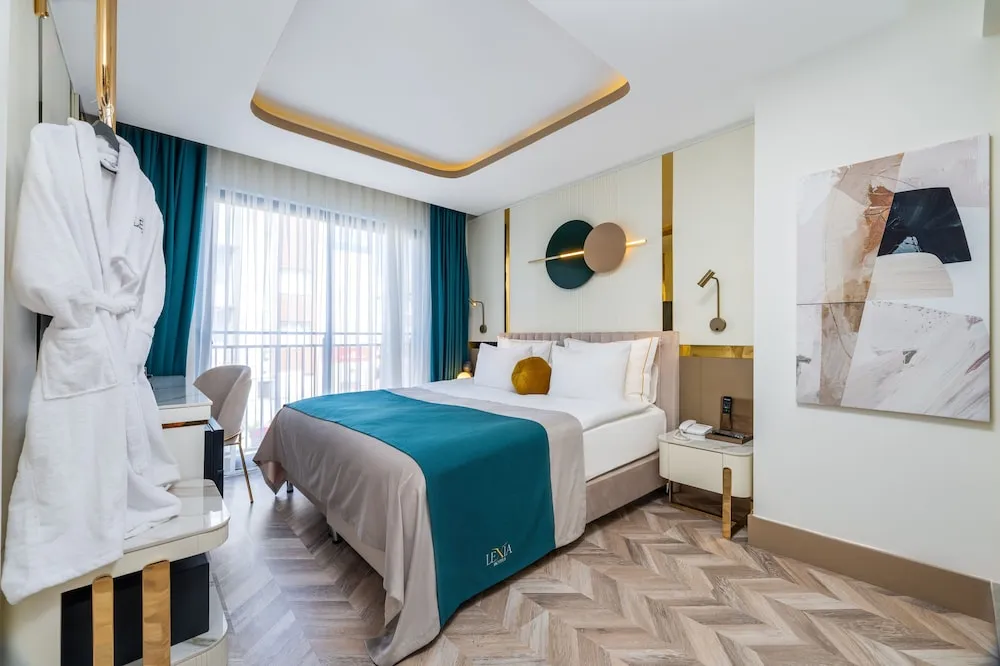 Standard Tek Büyük veya İki Ayrı Yataklı Oda, 1 Yatak Odası, Şehir Manzaralı